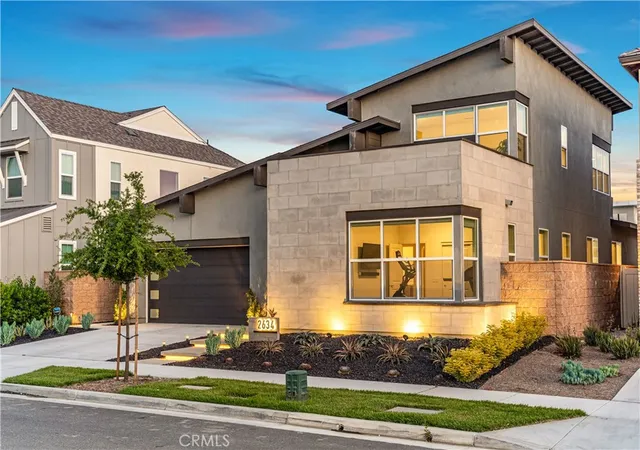 Photo 2 of Sale Pending at 2634 E Scarlett Ln, Ontario, CA 91762 | MLS# CV26188125 | Listing updated on 2026-10-08