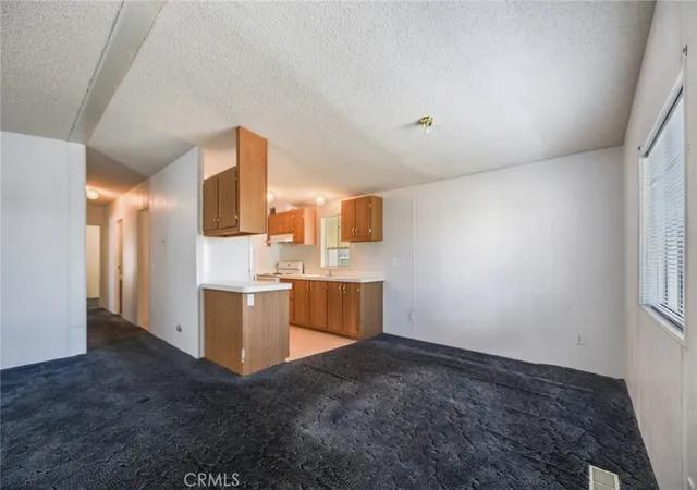 Photo 3 of Manufactured home for sale at 4000 Pierce #315, Riverside, CA 92505 | MLS# IV26186244 | Listing updated on 2026-09-13