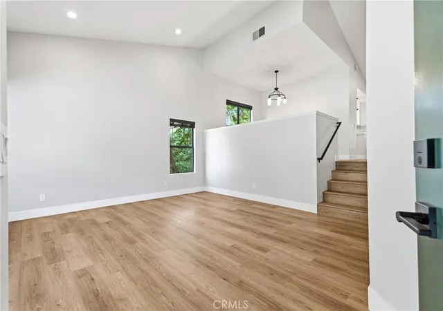 Photo 1 of Sale Pending at 20061 Avenue Of The Oaks, Newhall, CA 91321 | MLS# SR26188116 | Listing updated on 2026-10-30