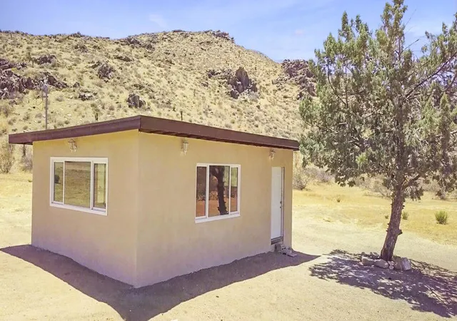Photo 1 of Single family home for sale at 27127 Zuni Rd, Apple Valley, CA 92307 | MLS# 219151924DA | Listing updated on 2026-09-25