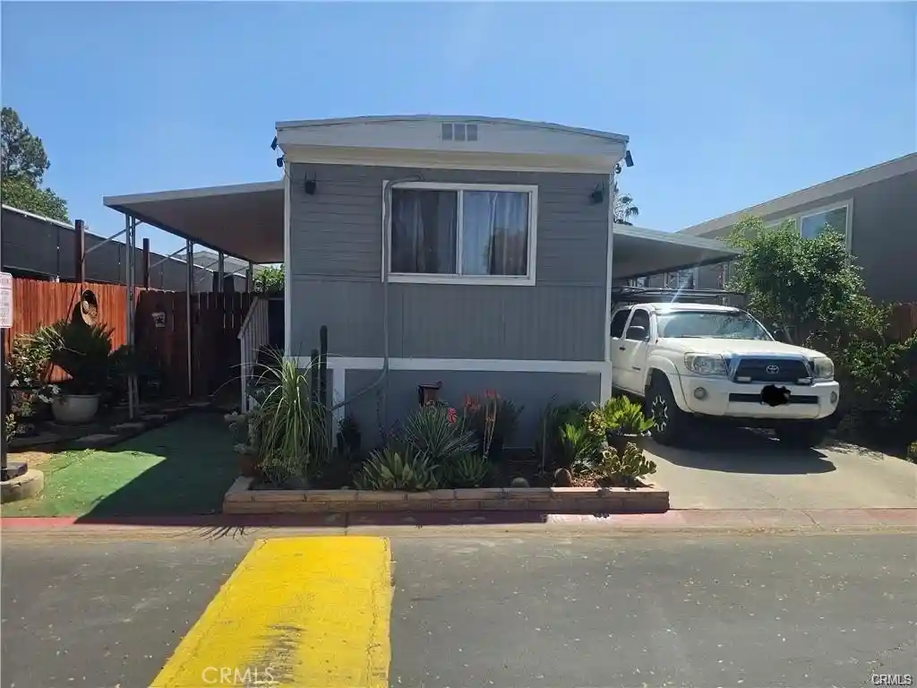Photo 1 of Manufactured home for sale at 350 San Jacinto #143, Perris, CA 92571 | MLS# PW26188442 | Listing updated on 2026-08-28