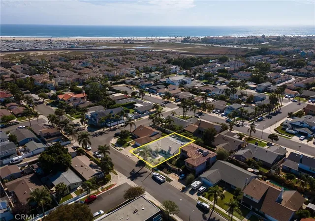 Photo 3 of Single family home for sale at 21241 Lochlea Ln, Huntington Beach, CA 92646 | MLS# SB26163459 | Listing updated on 2026-10-12