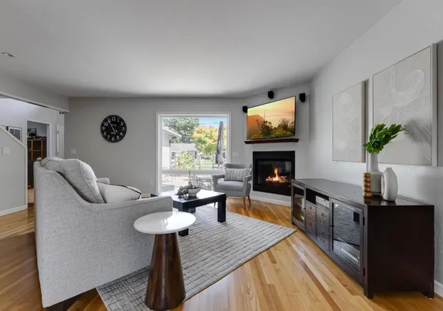 Photo 4 of Single family home for sale at 225 Florence Dr, Aptos, CA 95003 | MLS# ML82059039 | Listing updated on 2026-09-21