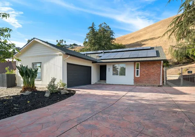 Photo 1 of Single family home for sale at 901 Boulder Dr, San Jose, CA 95132 | MLS# ML82059257 | Listing updated on 2026-10-12