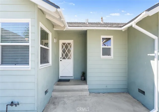 Photo 2 of Sale Pending at 4130 Angela, Simi Valley, CA 93063 | MLS# SR26188345 | Listing updated on 2026-10-06