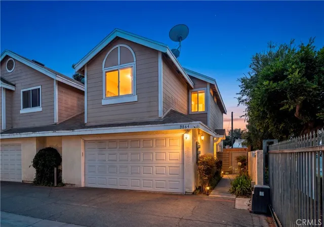 Photo 9 of Townhouse for sale at 9864 California #18, South Gate, CA 90280 | MLS# AR26187287 | Listing updated on 2026-10-11