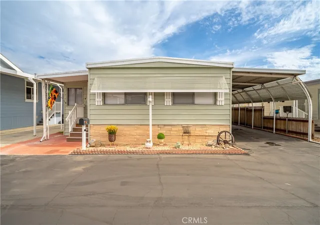Photo 3 of Manufactured home for sale at 1630 W Covina Blvd #60, San Dimas, CA 91773 | MLS# CV26185231 | Listing updated on 2026-10-08