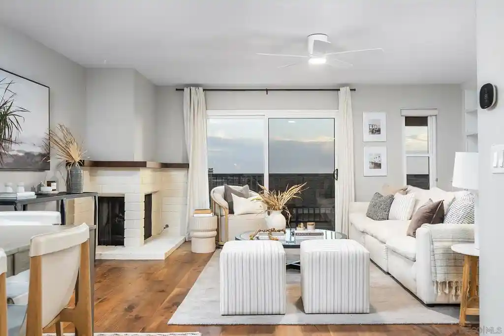 Listing Photo 2 - Condo for sale in 3743 Balboa Ter located at 3743 Balboa Ter, San Diego, CA 92117 - Unit #Unit C