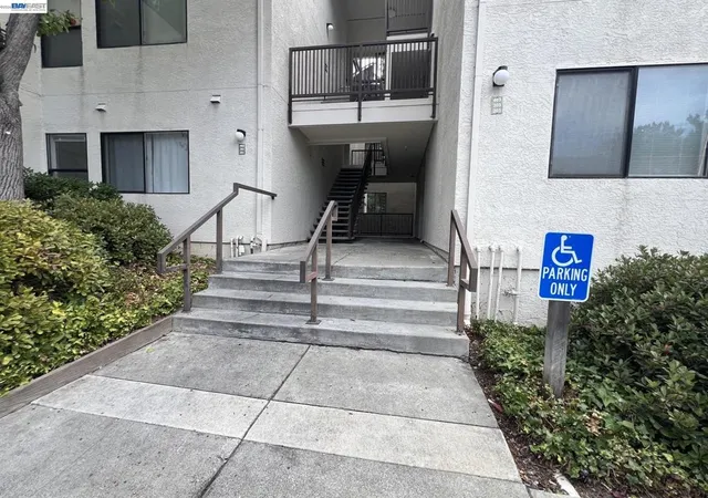 Condo for sale at 21239 Gary Dr #202E, Hayward, CA 94546 | MLS# 41146432
