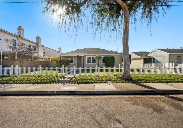 Photo 1 of Single family home for sale at 2100 W Valencia Dr, Fullerton, CA 92833 | MLS# OC26188340 | Listing updated on 2026-09-13