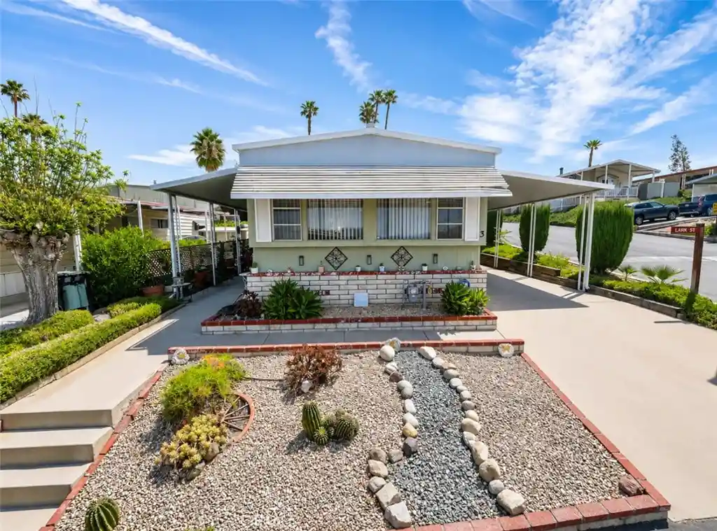 Photo 1 of Manufactured home for sale at 1536 S State St #3, Hemet, CA 92543 | MLS# SW26188393 | Listing updated on 2026-08-27