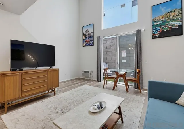 Photo 2 of Condo for sale at 1944 State #3, San Diego, CA 92101 | MLS# 260021077SD | Listing updated on 2026-10-01