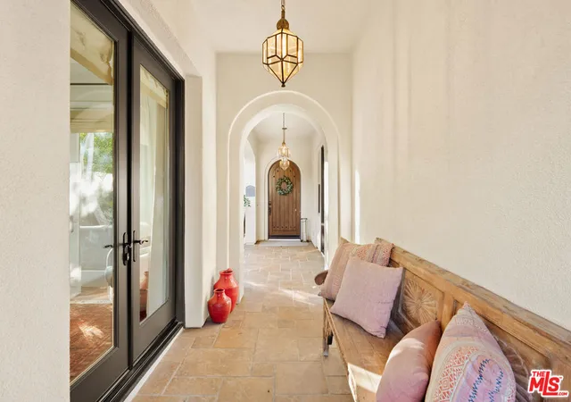Photo 2 of Sale Pending at 7585 Shore Cliff Dr, Los Angeles, CA 90045 | MLS# 26870639 | Listing updated on 2026-09-23