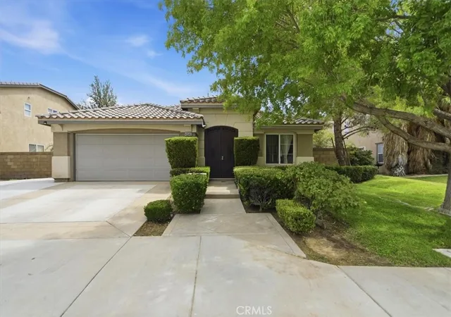 Photo 1 of Single family home for sale at 43646 Rialto, Lancaster, CA 93535 | MLS# SR26174734 | Listing updated on 2026-10-11