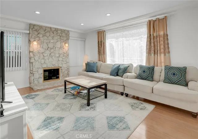 Photo 4 of Single family home for sale at 9812 S Denker, Los Angeles, CA 90047 | MLS# DW26188089 | Listing updated on 2026-09-13