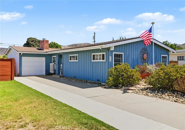 Photo 2 of Single family home for sale at 210 S E, Lompoc, CA 93436 | MLS# SC26188706 | Listing updated on 2026-09-08