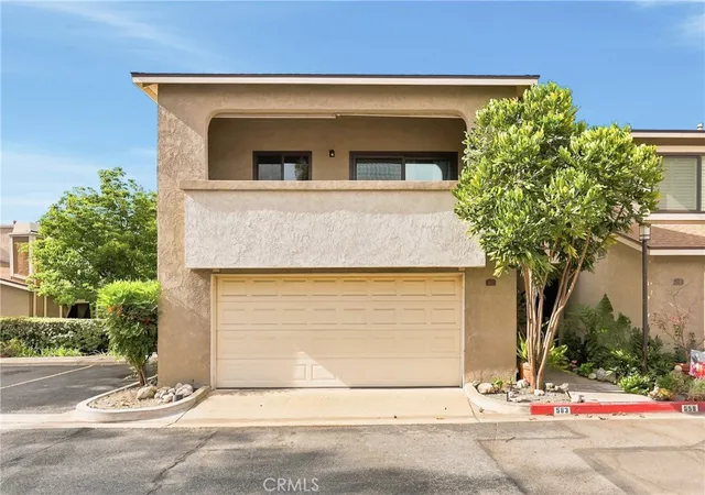 Photo 2 of Townhouse for sale at 563 Wayland Ct, Claremont, CA 91711 | MLS# CV26188750 | Listing updated on 2026-09-13