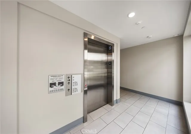 Listing Photo 5 - Condo for sale in building located at 1867 S Union St, Anaheim, CA 92805 - Unit #60