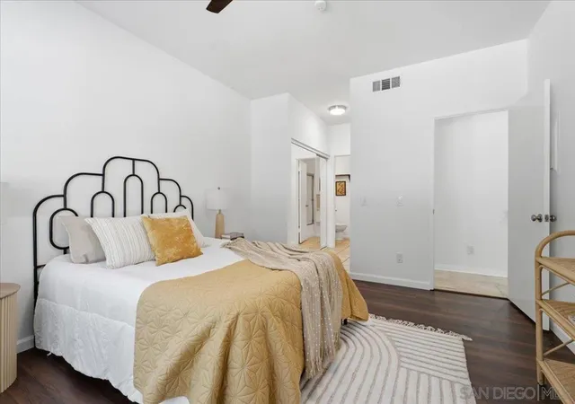 Photo 4 of Sale Pending at 2020 Camino De La Reina #2107, San Diego, CA 92108 | MLS# 260021099SD | Listing updated on 2026-09-29
