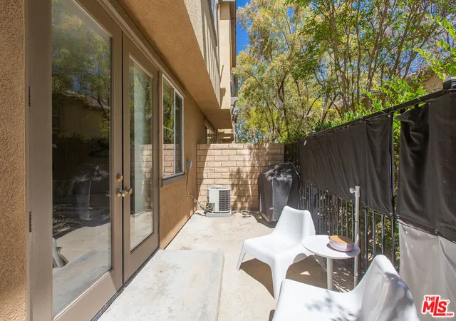 Photo 3 of Townhouse for sale at 25554 Huxley Dr, Stevenson Ranch, CA 91381 | MLS# 26897231 | Listing updated on 2026-10-08