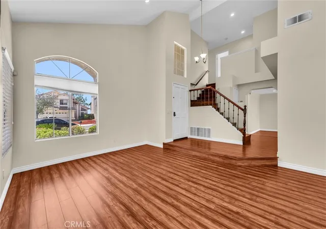 Photo 3 of Single family home for sale at 661 La Cumbre, Corona, CA 92879 | MLS# IG26188803 | Listing updated on 2026-09-25
