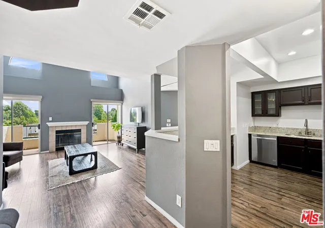 Photo 2 of Condo for sale at 14347 Albers St #302, Los Angeles, CA 91401 | MLS# 26897339 | Listing updated on 2026-09-24