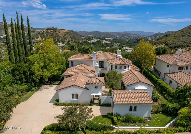 Photo 1 of Single family home for sale at 3039 Faringford Rd, Thousand Oaks, CA 91361 | MLS# 226004109 | Listing updated on 2026-10-05