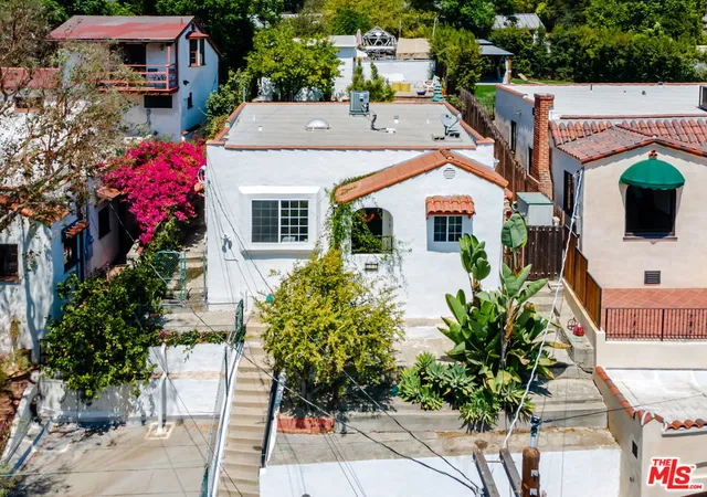 Photo 2 of Sale Pending at 929 Dexter St, Los Angeles, CA 90042 | MLS# 26901589 | Listing updated on 2026-09-18
