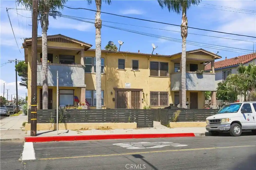 Photo 1 of Multi family home for sale at 580 W 22nd St, San Pedro, CA 90731 | MLS# SB26188559 | Listing updated on 2026-08-29