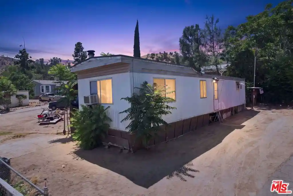Manufactured home for sale at 29 Margie Ln, Wofford Heights, CA 93285 | MLS# 26876637