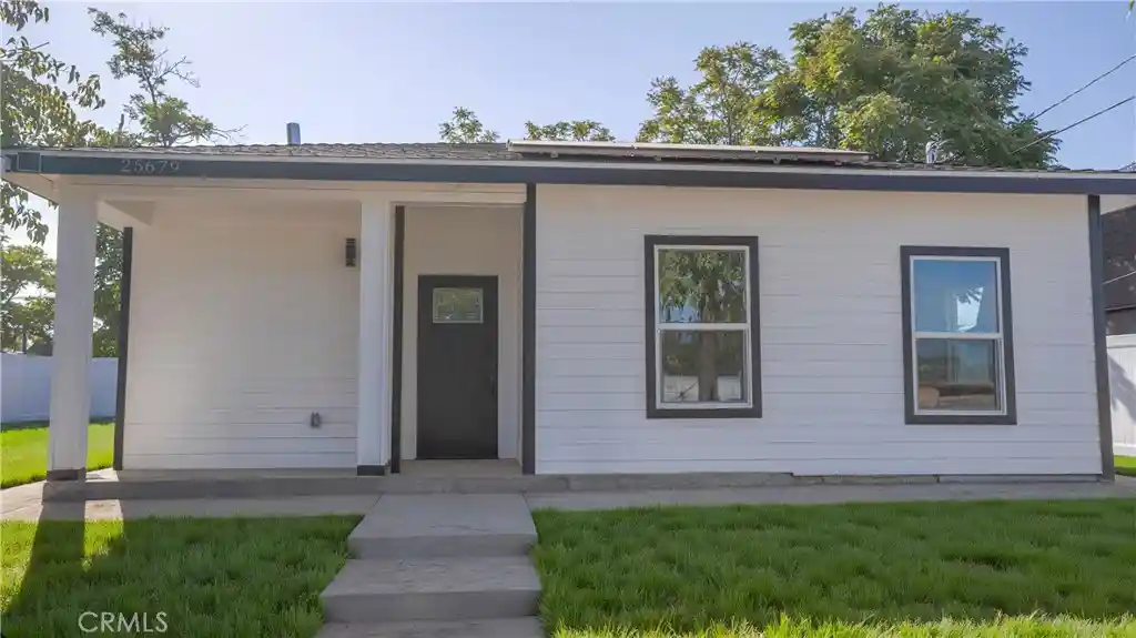 Photo 1 of Single family home for sale at 25679 4th St, Menifee, CA 92585 | MLS# DW26188953 | Listing updated on 2026-10-27