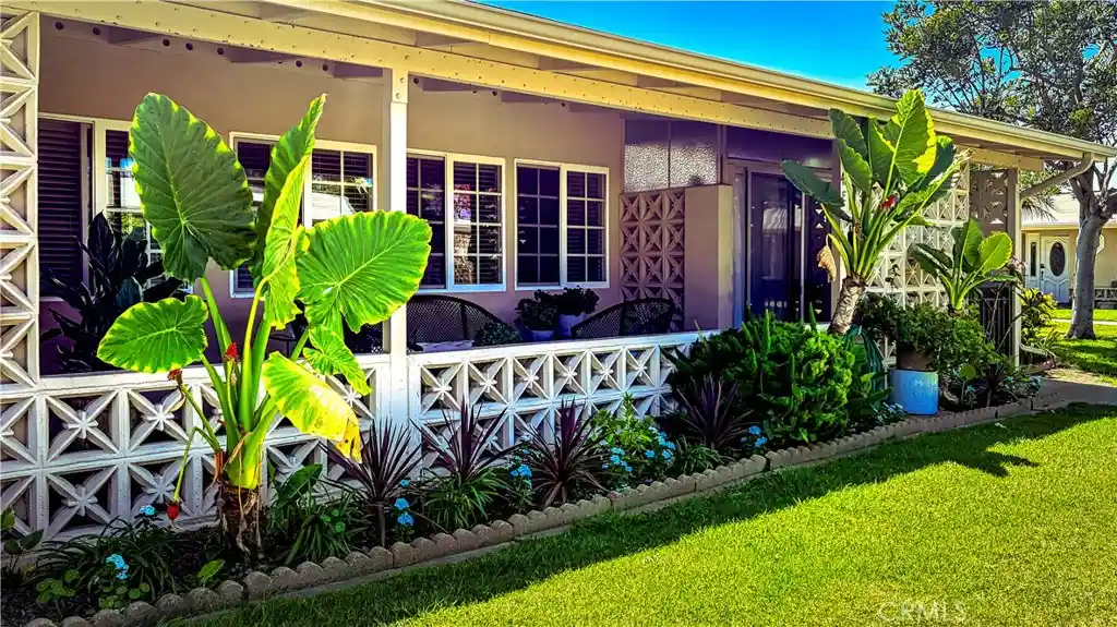 Photo 1 of Condo for sale at 1720 Interlachen Rd, M12 41e, Seal Beach, CA 90740 | MLS# PW26165226 | Listing updated on 2026-10-17