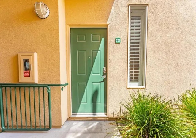 Photo 3 of Condo for sale at 228 Everson Dr, Santa Cruz, CA 95060 | MLS# ML82059380 | Listing updated on 2026-09-20
