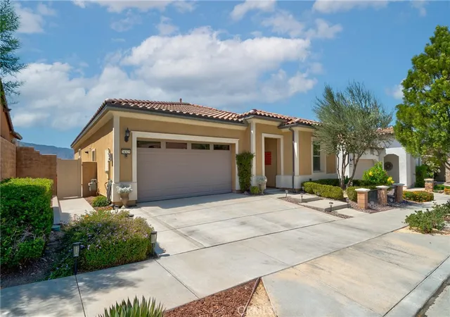 Photo 2 of Single family home for sale at 24325 Overlook, Corona, CA 92883 | MLS# PW26188892 | Listing updated on 2026-09-23