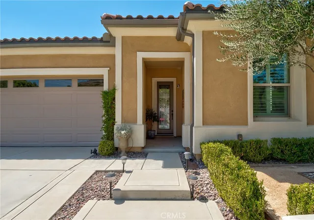 Photo 4 of Single family home for sale at 24325 Overlook, Corona, CA 92883 | MLS# PW26188892 | Listing updated on 2026-09-23