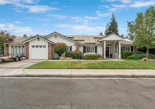 Single family home for sale at 3605 Doubletree Way, Madera, CA 93637 | MLS# FR26189110