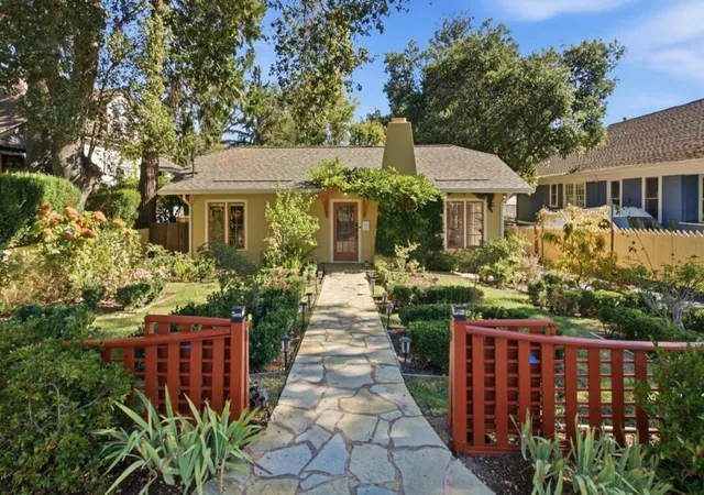 Photo 1 of Single family home for sale at 320 Bachman Ave, Los Gatos, CA 95030 | MLS# ML82058028 | Listing updated on 2026-10-12