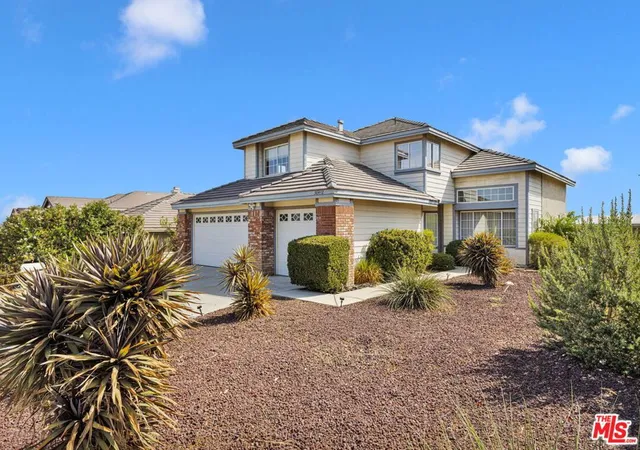 Photo 2 of Sale Pending at 36442 Peridot Ln, Palmdale, CA 93550 | MLS# 26904811 | Listing updated on 2026-09-22
