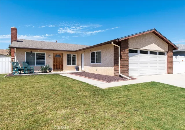 Single family home for sale at 13596 Van Horn Cir W, Chino, CA 91710 | MLS# HD26189178