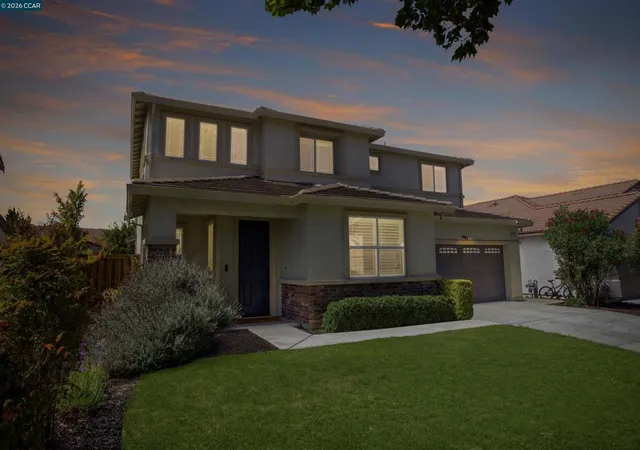 Photo 3 of Single family home for sale at 2421 Talaria Dr, Oakley, CA 94561 | MLS# 41146558 | Listing updated on 2026-09-13
