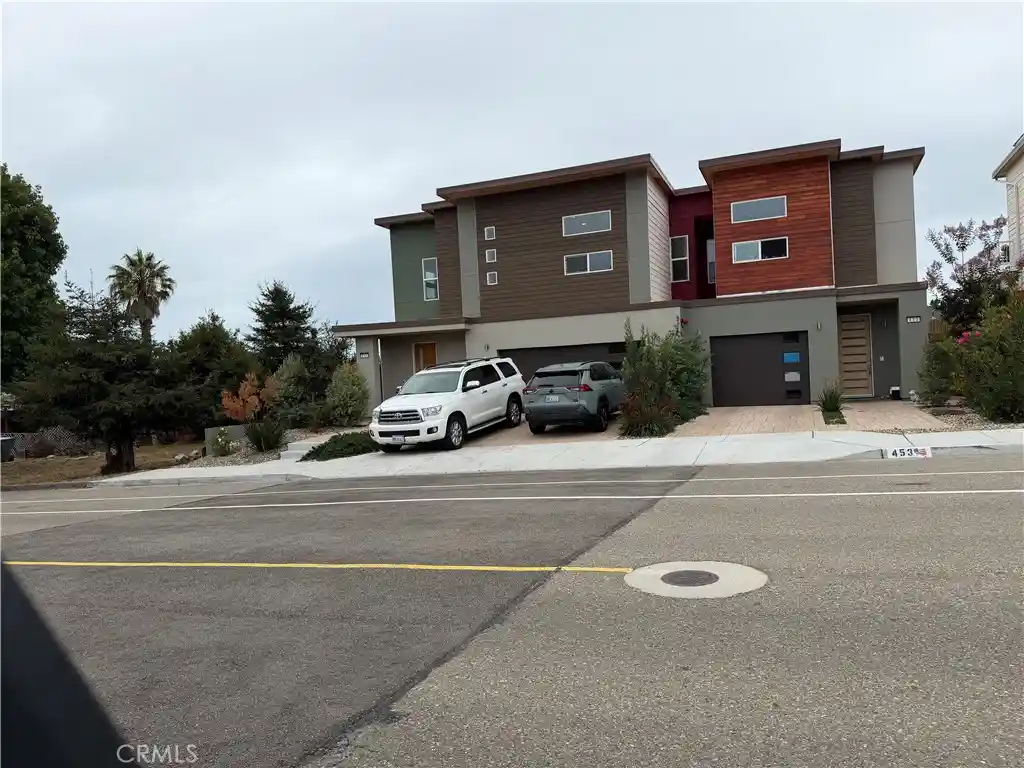 Photo 1 of Single family home for sale at 453 N 13th St, Grover Beach, CA 93433 | MLS# OC26189229 | Listing updated on 2026-10-29