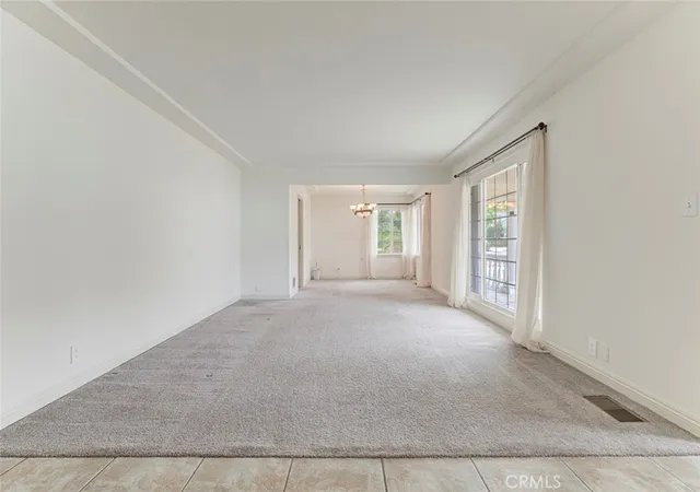 Photo 2 of Single family home for sale at 1954 Bel Aire, Glendale, CA 91201 | MLS# BB26189237 | Listing updated on 2026-09-20