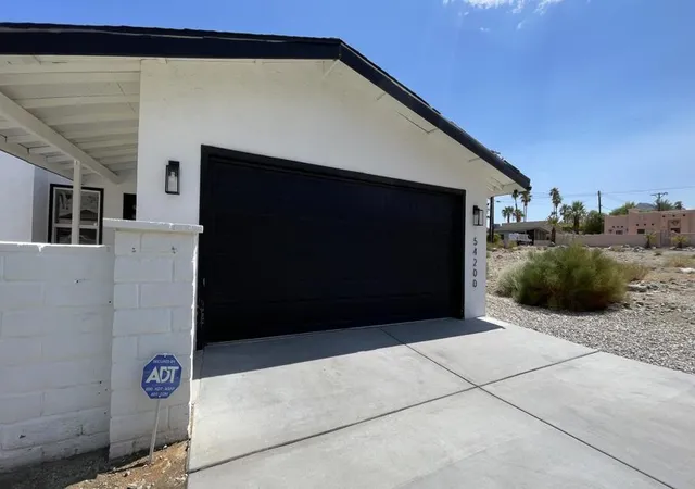 Photo 1 of Single family home for sale at 54200 Avenida Juarez, La Quinta, CA 92253 | MLS# 219151947DA | Listing updated on 2026-09-26