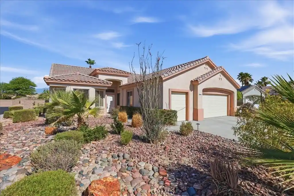 Photo 1 of Single family home for sale at 39375 Falconwood Ct, Palm Desert, CA 92211 | MLS# IV26188947 | Listing updated on 2026-10-24
