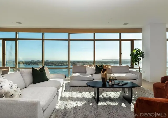 Photo 2 of Condo for sale at 165 6th Ave #2803, San Diego, CA 92101 | MLS# 260021177SD | Listing updated on 2026-10-06
