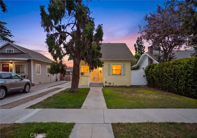Photo 1 of Sale Pending at 168 W Orange St, Covina, CA 91723 | MLS# CV26189159 | Listing updated on 2026-09-25