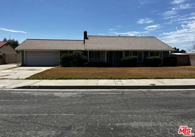 Photo 1 of Sale Pending at 689 W Norwood St, Rialto, CA 92377 | MLS# 26907879 | Listing updated on 2026-09-13
