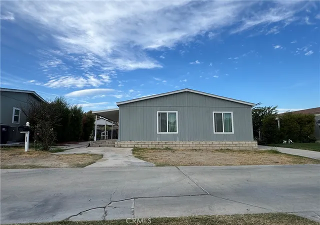 Photo 2 of Manufactured home for sale at 5800 Hammer Ave #595, Eastvale, CA 91752 | MLS# DW26182320 | Listing updated on 2026-08-31