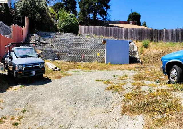 Land for sale at 3718 Montera Ct, El Sobrante, CA 94803 | MLS# 41146598