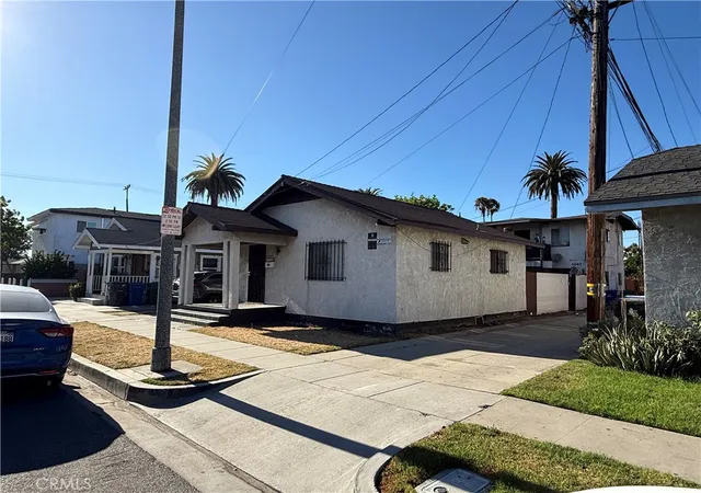 Photo 2 of Single family home for sale at 1045 E New York, Long Beach, CA 90813 | MLS# PW26189446 | Listing updated on 2026-09-15